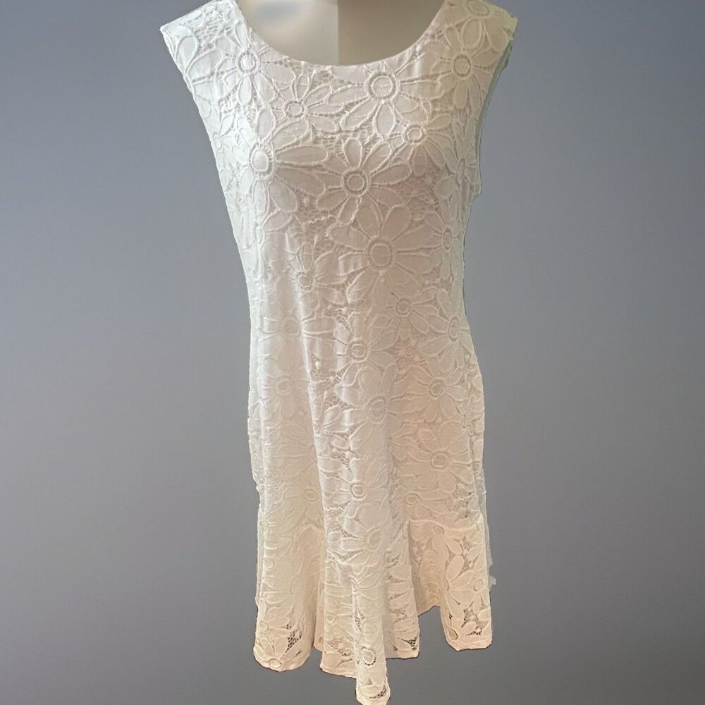 Connected Apparel White Lace Romantic Cottage Core Wedding Dress Lined Size 12